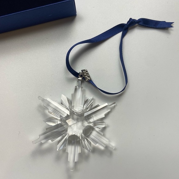 NWB Swarovski 2006 Crystal Snowflake Christmas Ornament New - Picture 3 of 12